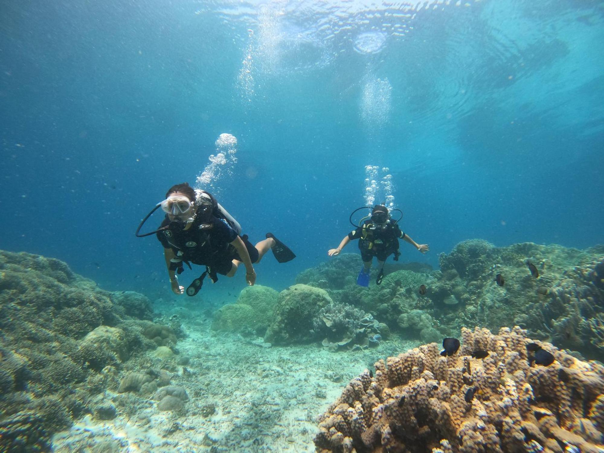 4 Sisters Divers Бунакен Экстерьер фото